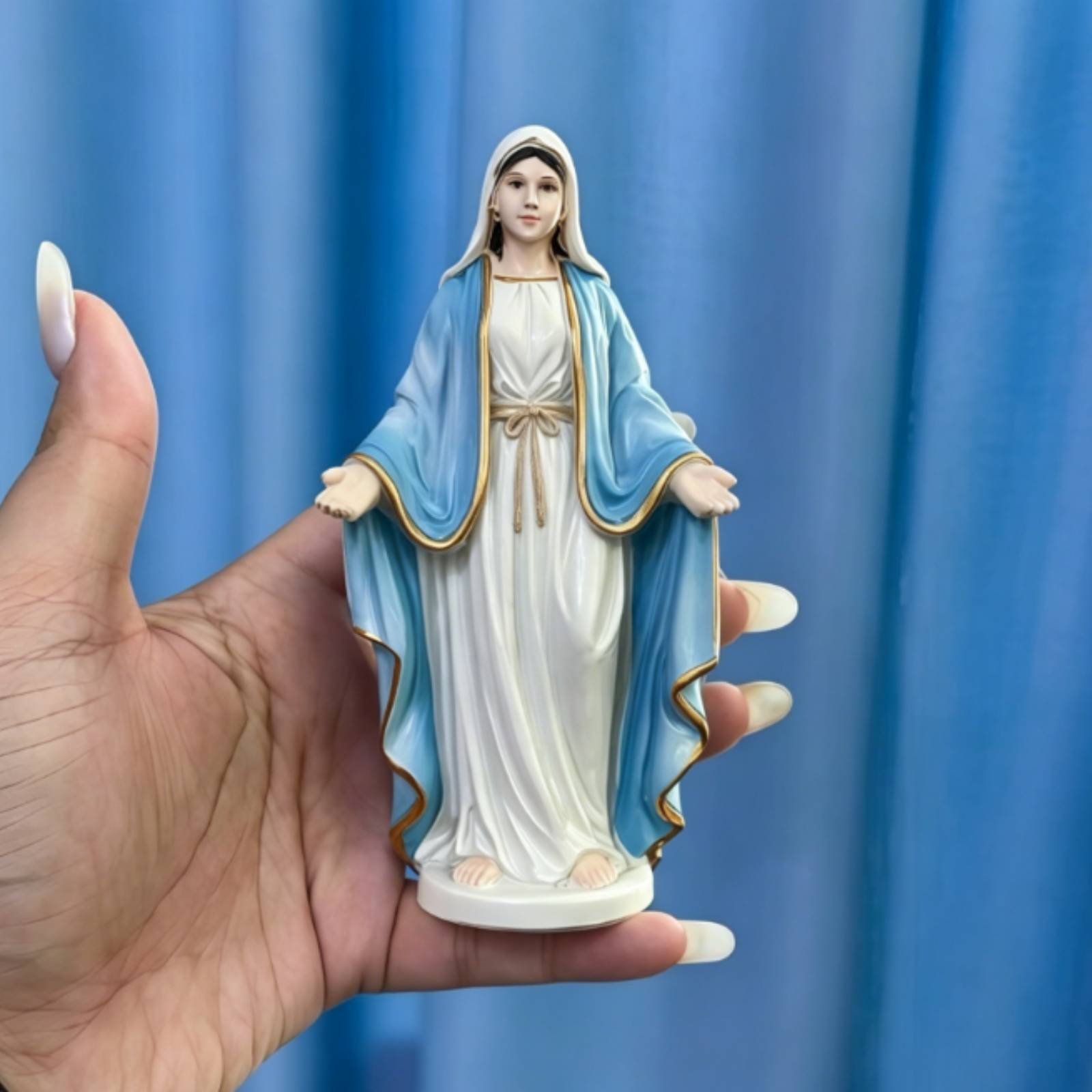 Statue en résine féminine, édi - Resin Art Design avis et prix