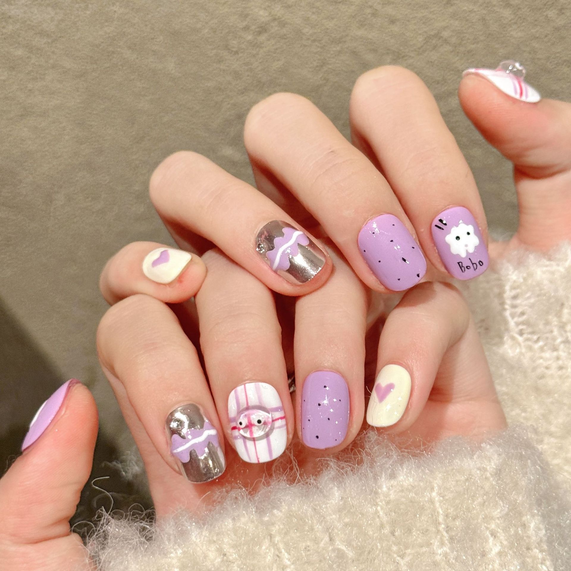 10 pièces de faux ongles ronds - Resin Art Purple avis et prix